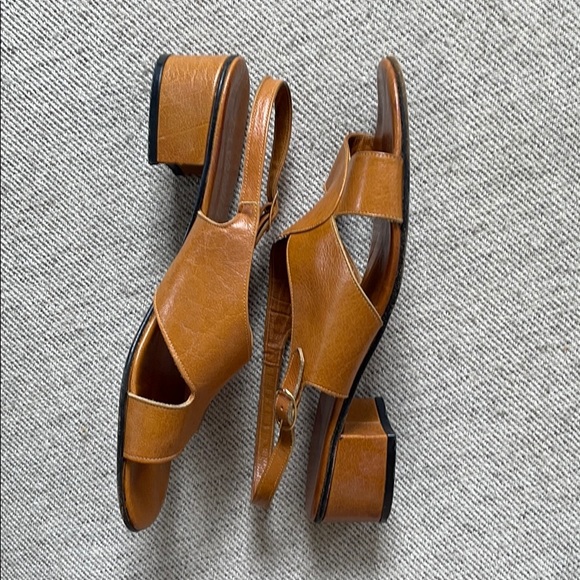 Vintage Brown Leather Sandals - Picture 2 of 5